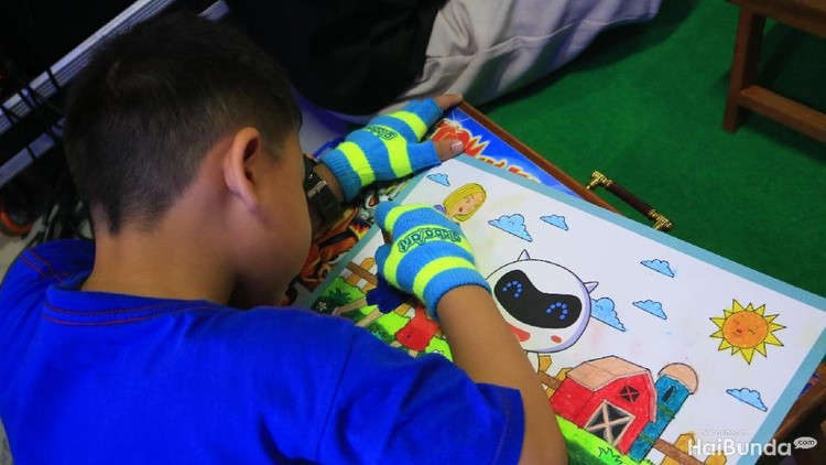 Ketika anak sudah duduk di bangku sekolah, salah satu yang perlu diingat orang tua adalah potensi anak nggak cuma di bidang akademis.
