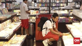 Ryuji Utomo, Bek Persija Si Kutu Buku
