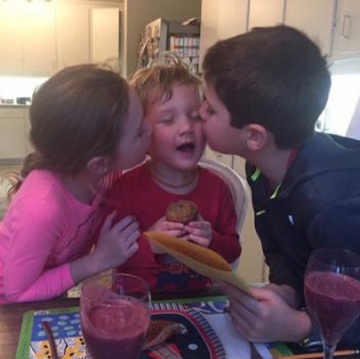 <p>Mereka adalah Ella-Grace Margaret Trudeau, Hadrien Trudeau, Xavier James Trudeau. (Foto: Instagram/justinpjtrudeau)</p>