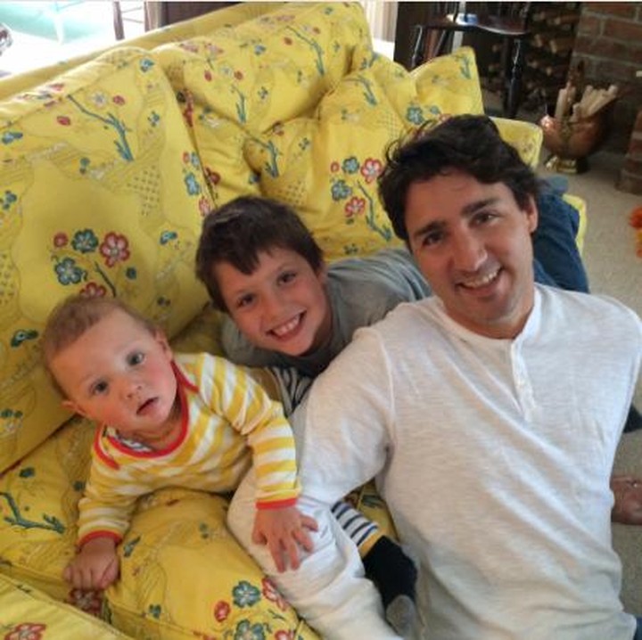 <p>Ya, Justin Trudeau selalu punya waktu untuk keluarganya. (Foto: Instagram/justinpjtrudeau)</p>