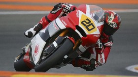Dimas Ekky Sukses Finis di Moto2 Catalunya 2018