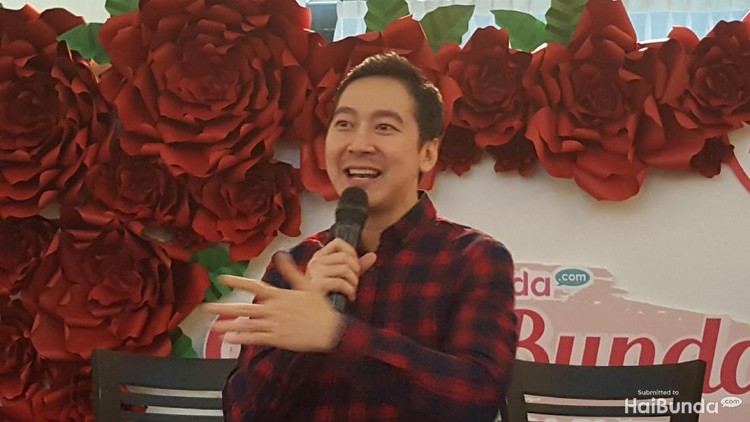 Kecerdasan anak perlu distimulasi. Tapi ingat ya, Bun, stimulasi yang tepat bukan dengan gadget.