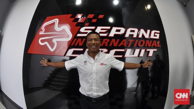 Mantan CEO Sirkuit Sepang Razlan Razali tidak terkejut Sirkuit Mandalika mengalami masalah saat menggelar tes dan jelang MotoGP Mandalika 2022.