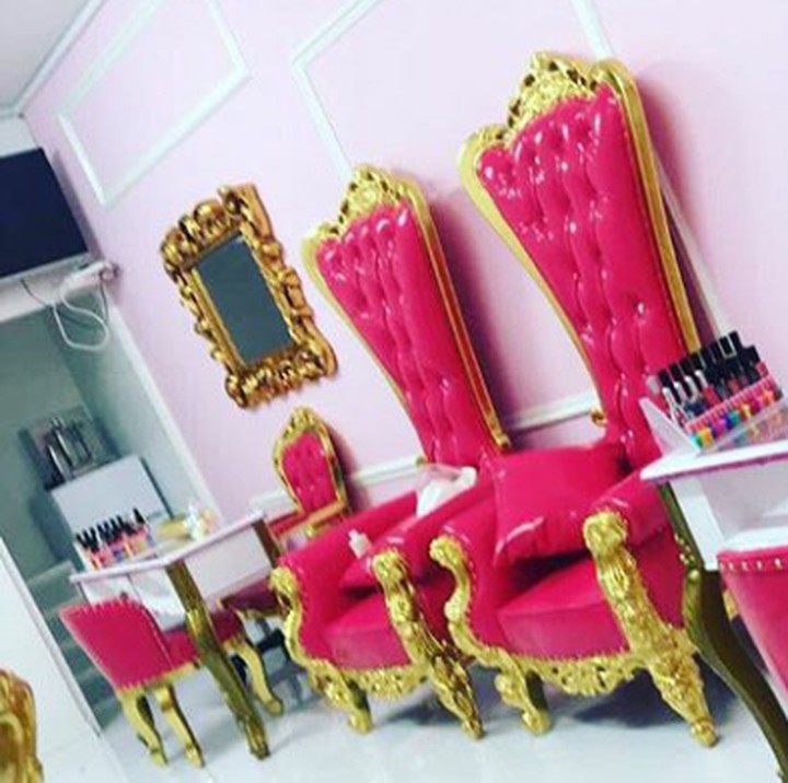 <p>Enaknya kecil melakukan perawatan dari kaki sampai kepala. (Foto: Instagram @kandy_girl_kids_spa)</p>