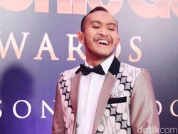Klarifikasi Caisar soal Live TikTok Diduga Nyabu sampai Dicolek BNN