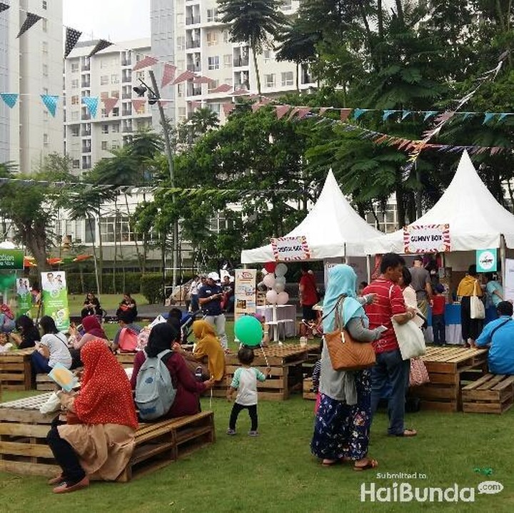 <p>Seru ya kalau kumpul ramai-ramai saat weekend seperti ini.</p>