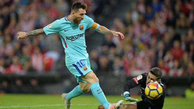 Barcelona mengamankan puncak klasemen La Liga dari kejaran para rivalnya usai mengalahkan Athletic Bilabo 2-0 di San Mames Barria, Sabtu (28/10) waktu setempat.