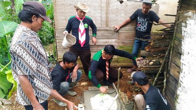 Anggota Pramuka diharapkan menjadi pelopor dan agen terdepan dalam penanaman perilaku hidup bersih dan sehat di tengah masyarakat.