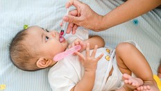 CARA MEMBERIKAN OBAT PADA BAYI ASI