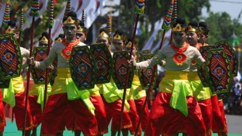 Mulai dari wisata alam, religi, budaya, sejarah, minat khusus, kuliner, geowisata dan lainnya ada di Sumenep.