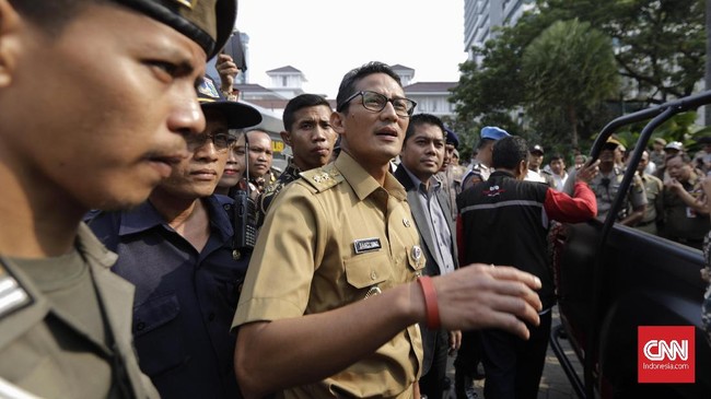 Sandiaga Uno menyatakan Pemprov DKI siap memberikan dana PSO yang diminta PD Dharma Jaya untuk modal pengadaan daging ayam dan sapi bersubsidi.