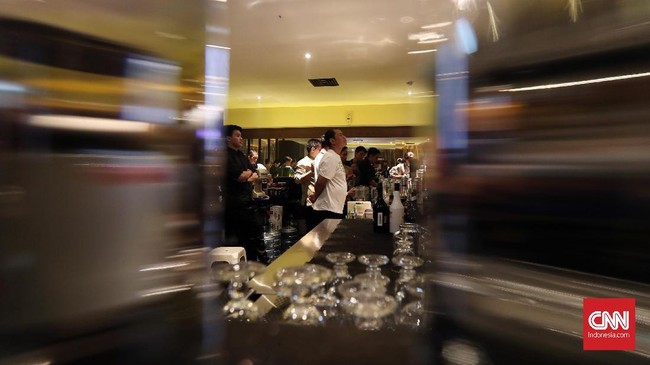 Institute Pemberdayaan Perempuan dan Anak Indonesia  mendesak pihak berwenang mengusut terhadap dugaan perdagangan orang di Hotel Alexis.