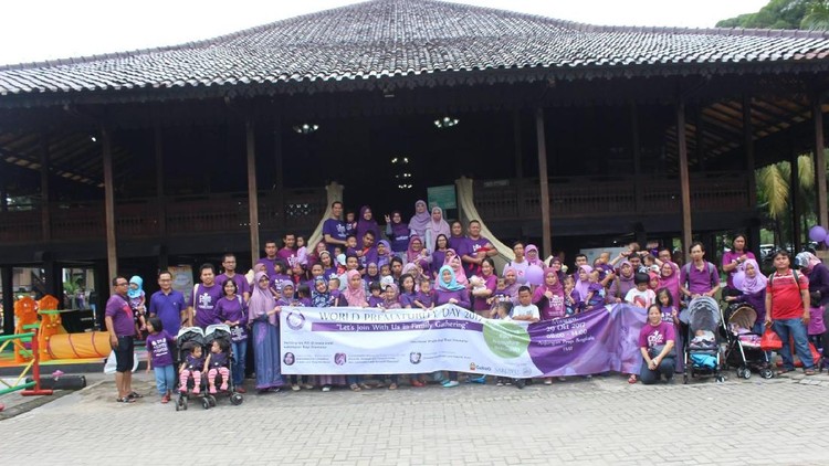 Komunitas ini adalah wadah bagi orang tua untuk berbagi cerita dan pengalaman merawat bayi yang lahir prematur.