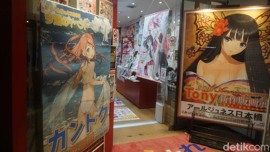 Kawasan Nipponbashi, markasnya Otaku di Osaka