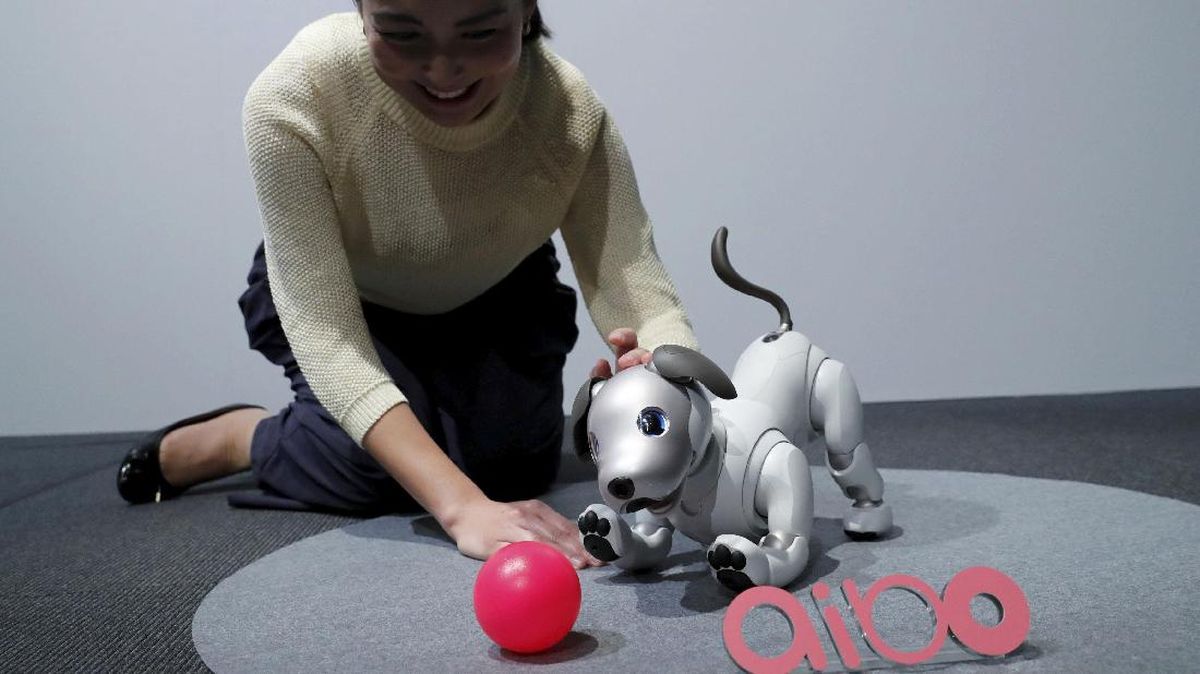 FOTO: Sony 'Lahirkan Kembali' Robot Anjing Aibo