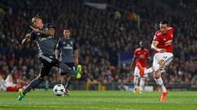 Manchester United Tundukkan Benfica di Old Trafford