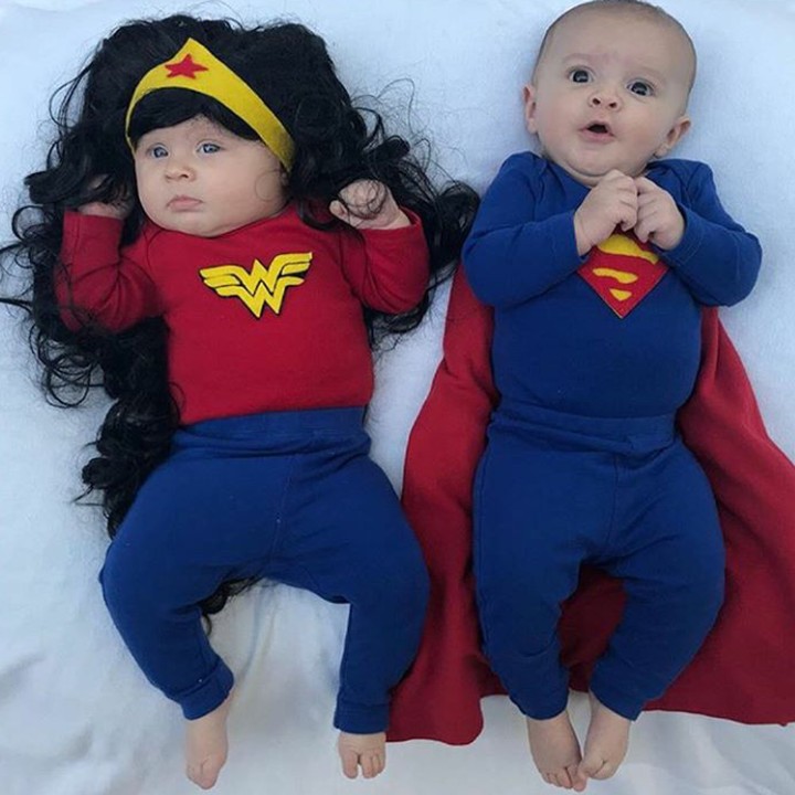 <p>Wonder Woman dan Superman cilik siap beraksi! (Foto: Instagram @tiffany_boden)</p>