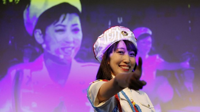 FOTO: Di Balik Layar Girlband Jepang Penggemar Korut