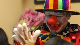 Bekerja di Antara Tawa Riang Anak-anak