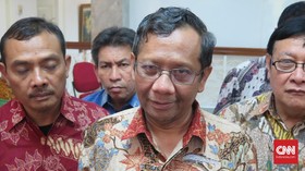 Mahfud MD Kritik Seruan Jihad Lewat Poster Rizieq Shihab