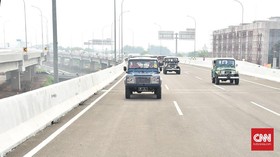 Tol Becakayu Tak Diminati, Pengendara Padati Tol Cikampek
