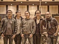 Lirik dan Chord Harmoni oleh Padi