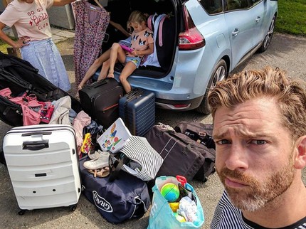 Saat Ayah 4 Anak 'Curhat Colongan' di Instagram