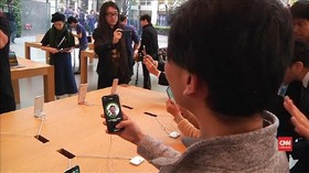 VIDEO: Demi iPhone X, Pembeli Rela Antri Berhari-hari