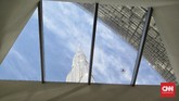 FOTO: Tandus Dubai yang Dipoles Kemewahan Dari atas langit, gurun pasir nampak menyelimuti Dubai. Sesungguhnya, negara ini sudah dipoles oleh beragam kemewahan yang memanjakan turis.