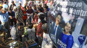 Pedagang dan Kuli Pasar Legi Gelar Selametan Kahiyang-Bobby