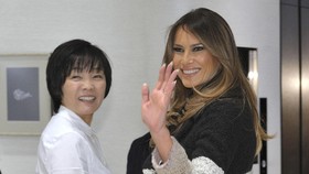 Di Balik Topi Lebar 'Beyonce' Misterius Melania Trump