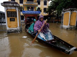 Video Penampakan Kota Bersejarah Hue dan Hoi An Vietnam yang Ditelan Banjir Video Penampakan Kota Bersejarah Hue dan Hoi An Vietnam yang Ditelan Banjir