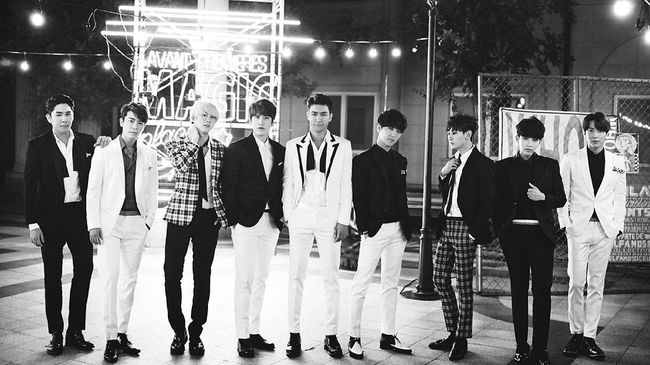 Lagu kembalinya Super Junior, 'One More Time' sukses merajai tangga lagu iTunes di berbagai negara di dunia.