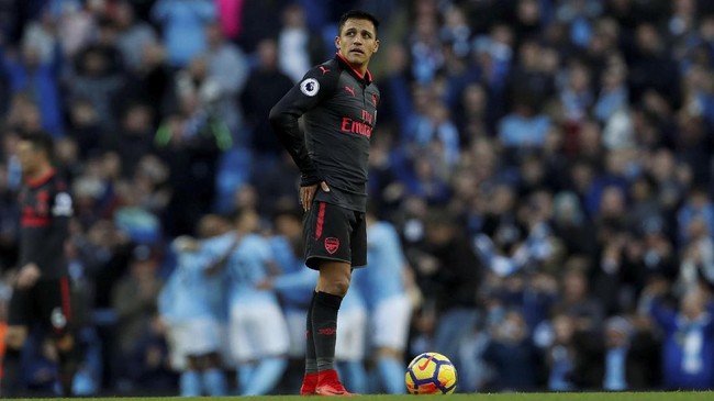 Pemain baru Manchester United, Alexis Sanchez, dituduh menawarkan uang sebesar Rp18 juta agar bisa tidur bersama mahasiswi asal Inggris.