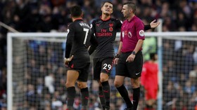 Wasit Pemberi Penalti untuk Madrid Pernah Dikritik Mourinho