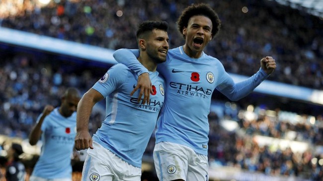 Pep Guardiola senang dengan performa Manchester City sejauh ini namun tak mau menyebut timnya sebagai favorit pemenang Liga Champions musim ini.