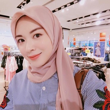 3 Fakta Ayana Moon, Rumor Mantan Idol K-Pop hingga Ditolak Keluarga