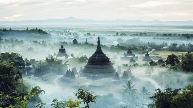 Pasangan Jay-Z dan Beyonce sempat datang ke Myanmar. Tapi, konflik Rohingya membuat turis kini membatalkan rencana kunjungan wisatanya.
