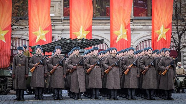 Rusia Copot Jenderal Tertinggi Urusan Logistik, Ada Apa? Wakil Menteri Pertahanan Jenderal Dmitry Bulgakov bagian logistik disebut-sebut tidak bekerja optimal yang berakibat invasi ke Ukraina jadi tersendat.