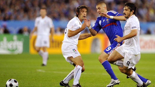 Legenda Timnas Italia, Andrea Pirlo tak memilih Cristiano Ronaldo dan Lionel Messi dalam tim terbaik versi dirinya.