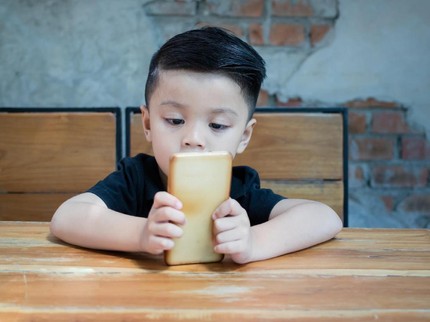 Batasi Anak Pakai Gadget dengan Sistem Jualan