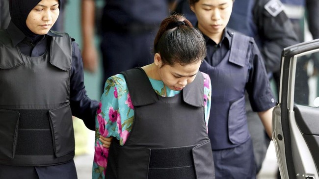 Jelang putusan sela, Menlu Retno Marsudi mengatakan pihaknya mendapatkan laporan dari pengacara Siti Aisyah bahwa bukti untuk menjerat warga Serang itu lemah.