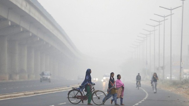 Rencana mengelektrifikasi mobil di India sulit dilakukan, kini pemerintah mau melakukannya pada sepeda motor.