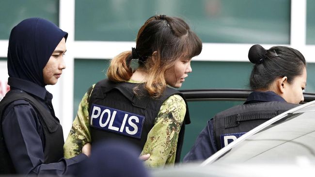 Keluarga Minta Tersangka Kasus Kim Jong-nam Tak Hilang Harap Keluarga Doan Thi Huong, warga Vietnam tersangka pembunuhan Kim Jong-nam meminta perempuan itu tak hilang harap setelah permohonan pembebasannya ditolak.