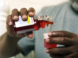 Setelah Dibuka, Berapa Lama Obat Sirup Harus Disimpan?
