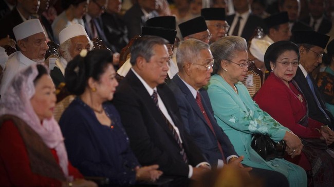 PDIP menganggap 'keluhan musiman' soal Megawati diutarakan SBY karena menaruh harapan agar anaknya, AHY, bisa ikut dibesarkan namanya pada Pilpres 2019.