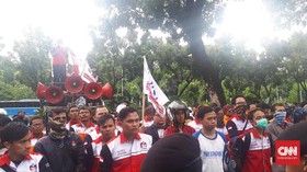 Buruh Merasa Jadi Komoditas Politik dan Korban Anies-Sandi