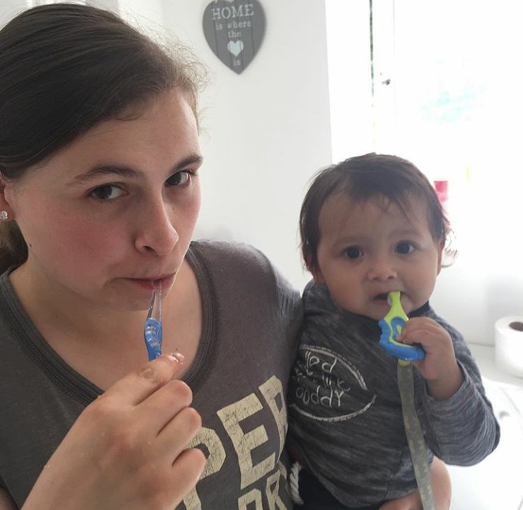 6 Cara  Jitu Membiasakan Anak  Menyikat  Gigi  Bisa Langsung 