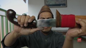 Junaidi, 'Jawara' Golok dari Rawa Belong