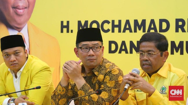 Sebelumnya, DPP Partai Golkar mencabut dukungan Ridwan Kamil sebagai calon gubernur dalam Pemilihan Gubernur Jawa Barat (Pilgub Jabar) 2018.